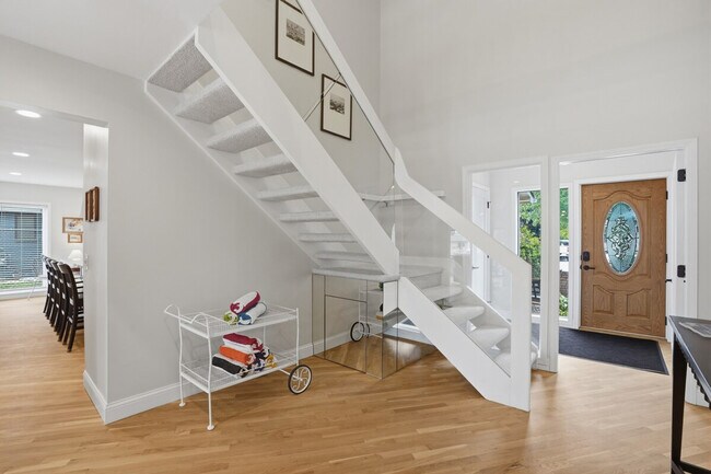 Foto del edificio - 41641 Belvidere St