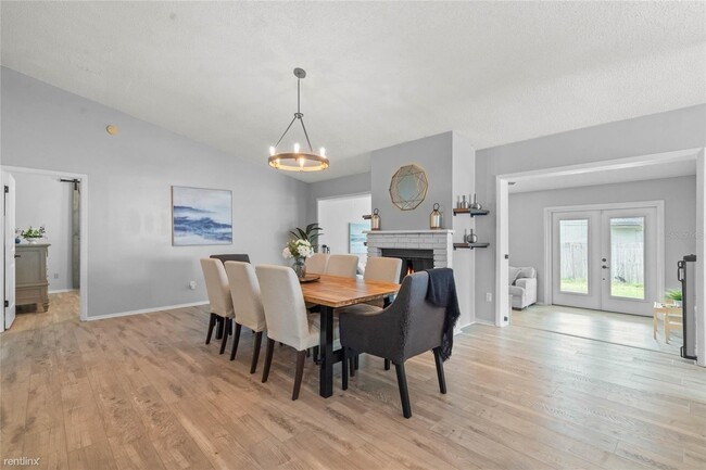 Building Photo - 3 br, 2 bath House - 138 i N Apollo Drive