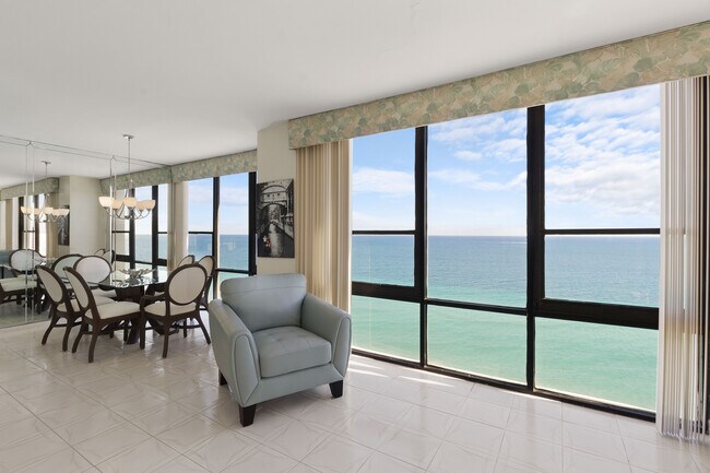 Foto del edificio - 3505 S Ocean Dr