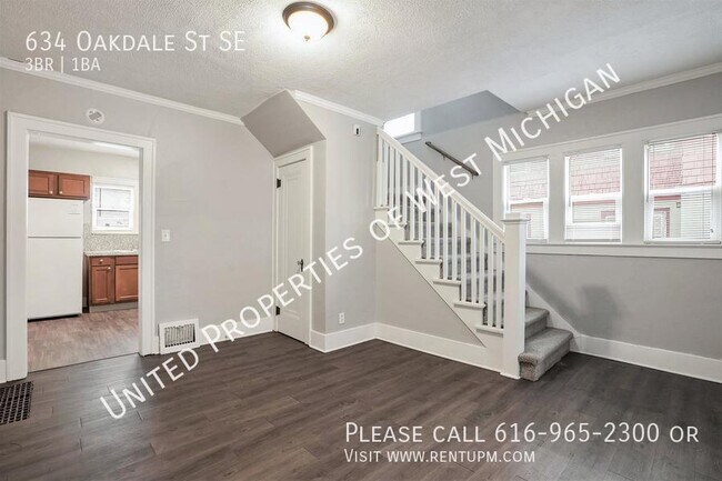 Foto del edificio - Available Now | 3 Bedroom, 1 Bathroom in t...
