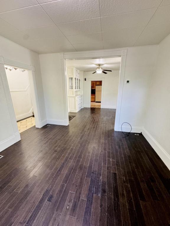 Foto del edificio - 718 E Broadway St