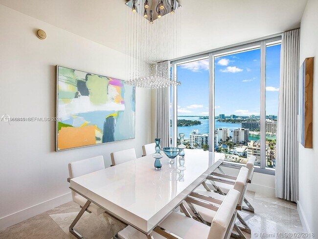 Foto del edificio - 6899 Collins Ave