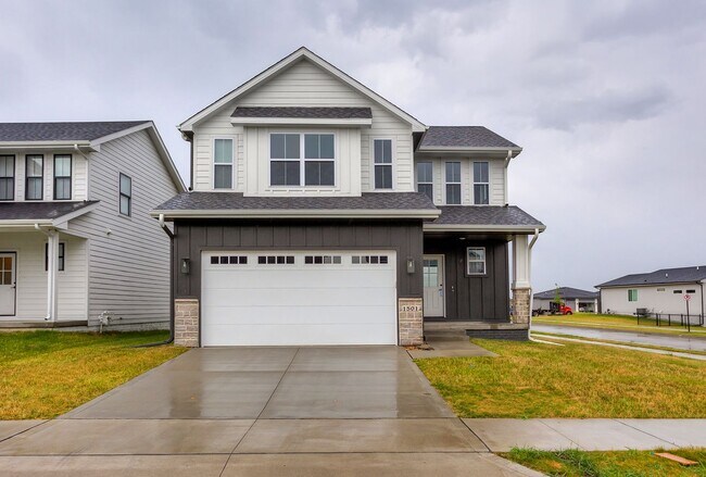 Foto del edificio - Like-New 4-Bedroom Home in Heritage Park –...