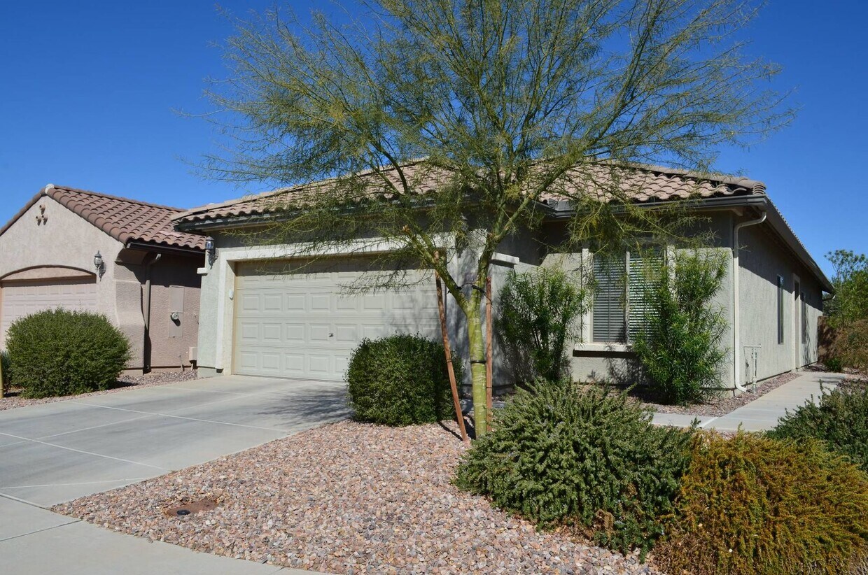 Foto principal - 7202 W Pleasant Oak Way