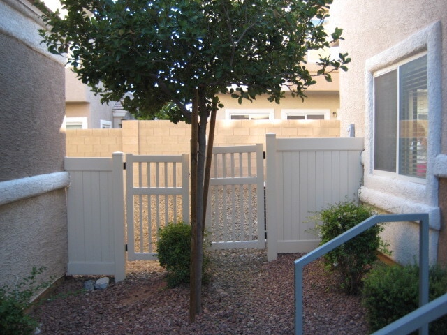front door - 8799 Horizon Wind Ave