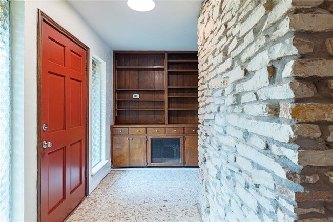 Building Photo - 9848 Weir Lp Cir