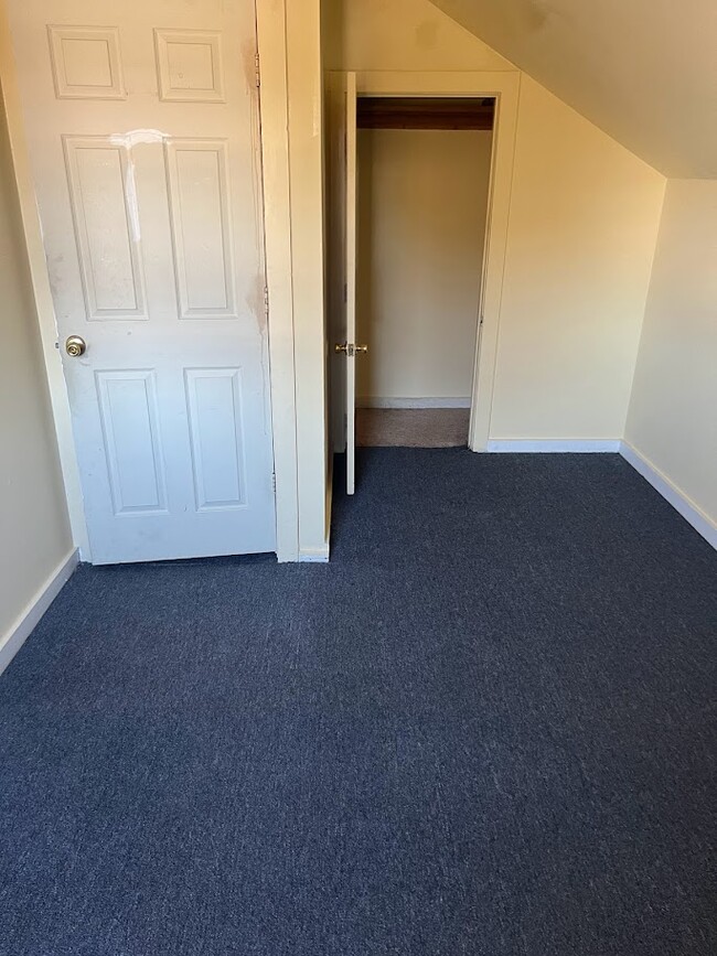Foto del edificio - 387 Brooks St