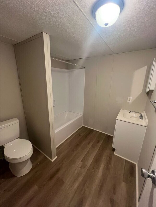 Foto del edificio - 2 Bed 1 Bath Home Located in Travelers Rest