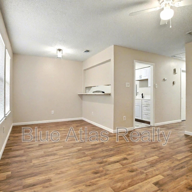 Foto principal - 5519 Wellesley Ave