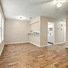 Building Photo - 5519 Wellesley Ave