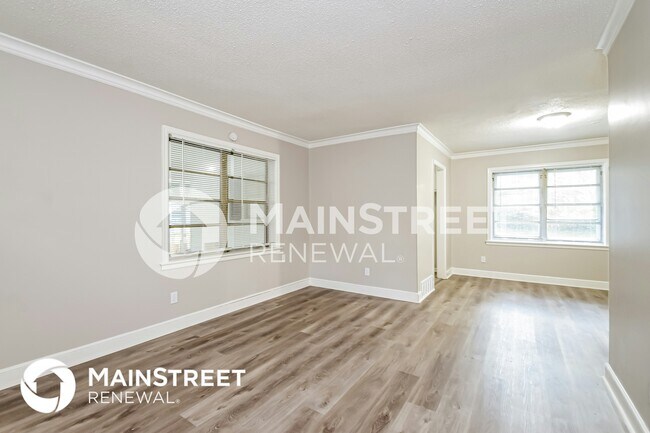 Foto del edificio - 5041 Davis Cove