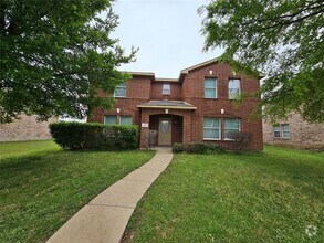 Building Photo - 1356 Fox Glenn