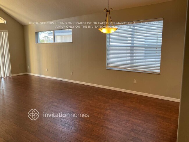 Building Photo - 30738 Pumpkin Ridge Dr