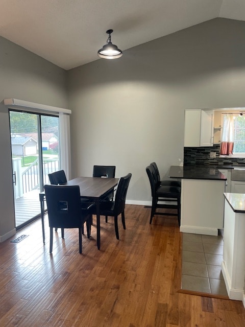 Foto del edificio - 100 Tara Ridge Ct