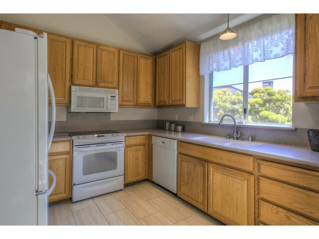 Primary Photo - 453 Cork Harbour Cir