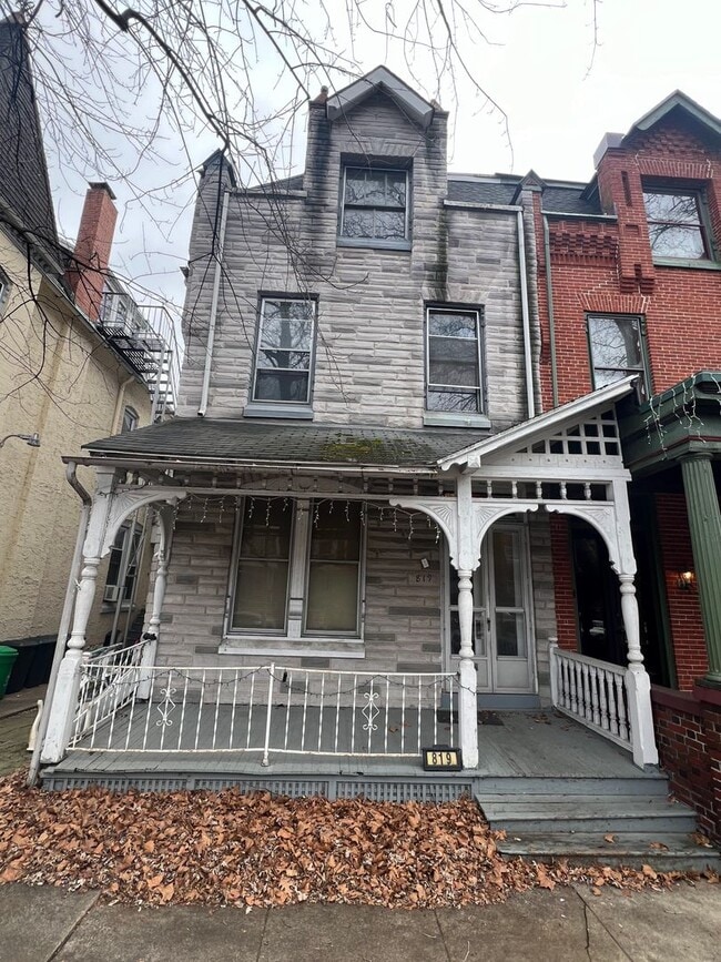 Photo - 819 N 5th St Apartment