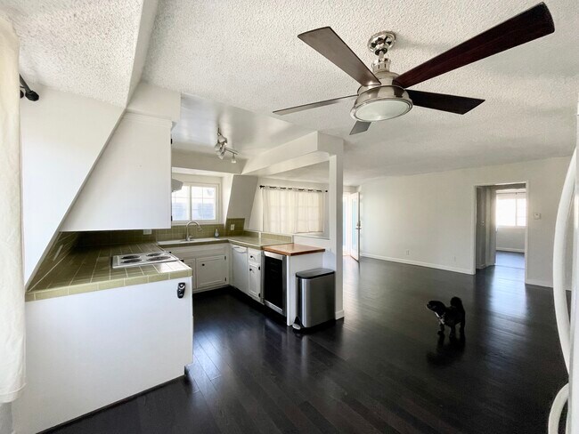 Building Photo - 8130 Redlands St
