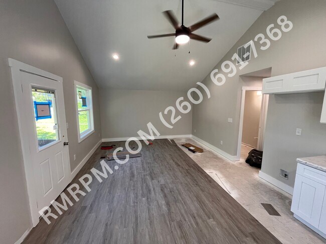 Foto del edificio - 3632 Logan Ave