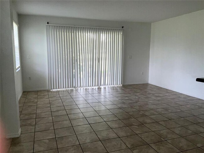 Foto del edificio - 13953 Fairway Island Dr