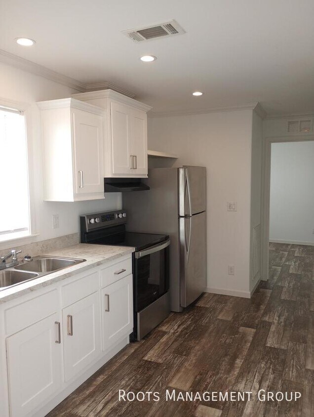 Building Photo - Home Available to Lease - Apply Today!
