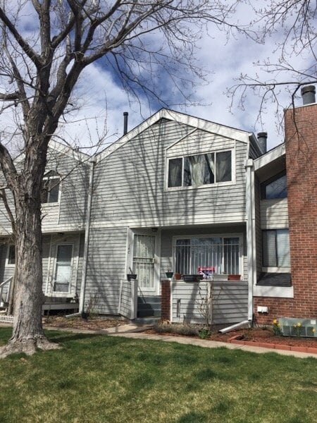 2 Bdrm/2Bath with 2 Car Garage - 2 Bdrm/2Bath with 2 Car Garage Apartment