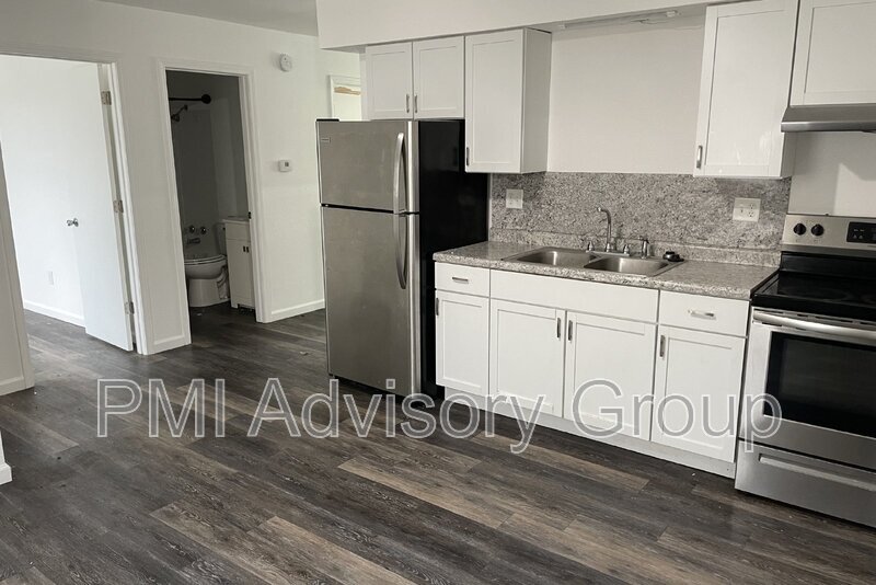 Foto principal - 2820 SE Monroe St