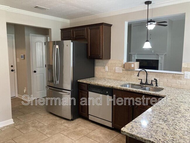 Foto del edificio - 4133 Pullman Cir