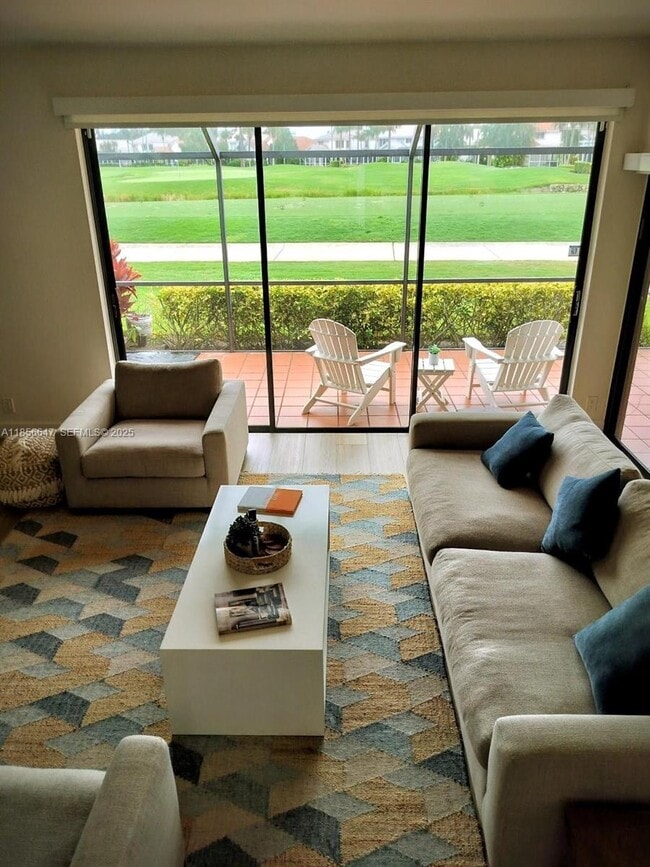 Foto del edificio - 551 Prestwick Cir