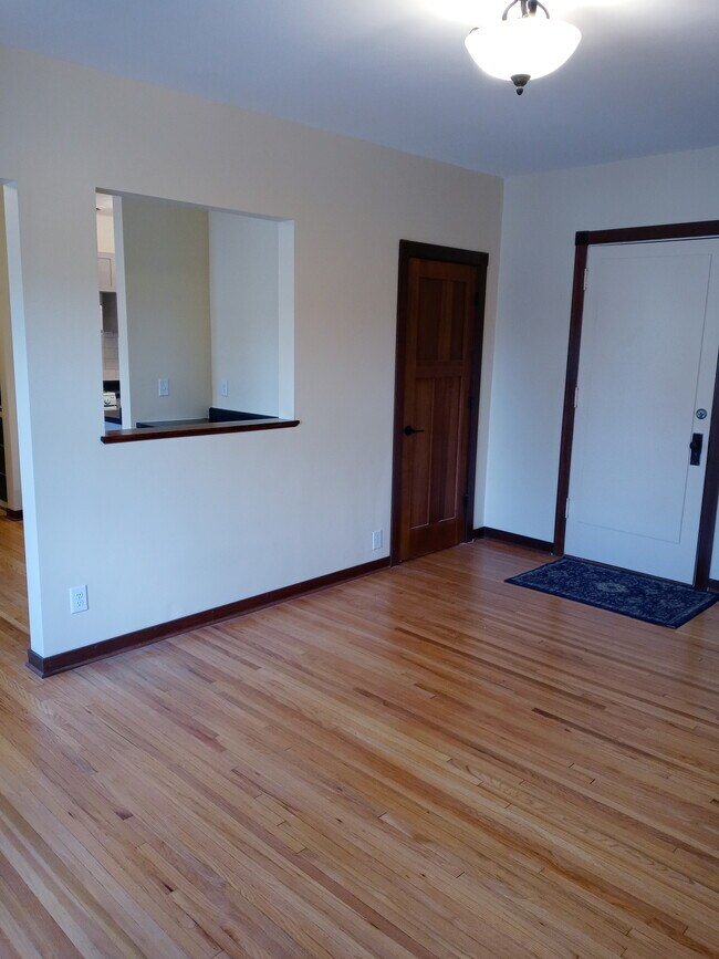 Foto del edificio - 2733 Girard Ave S
