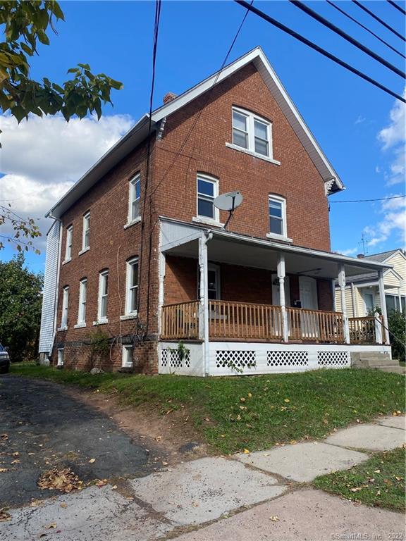 Building Photo - 144 Burnham St