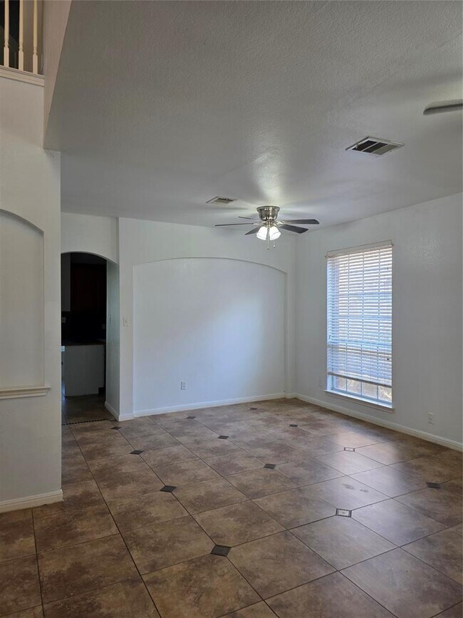 Foto del edificio - 1826 Paradise Ridge Dr