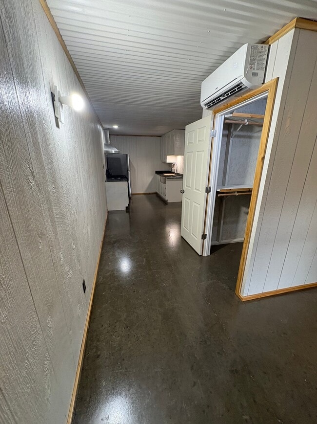 Building Photo - 2855 W Texas 154