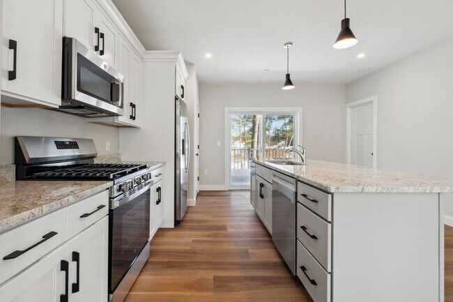 Foto del interior - Bayberry Commons- 3 Bedroom 2.5 Bath Townhomes with 2 Car Garage