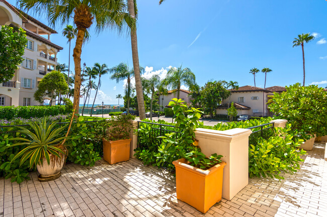 Foto del edificio - 19112 Fisher Island Dr