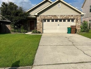 Building Photo - 17034 Date Palm Dr