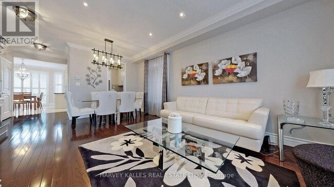 Building Photo - 18 Shiner Dr