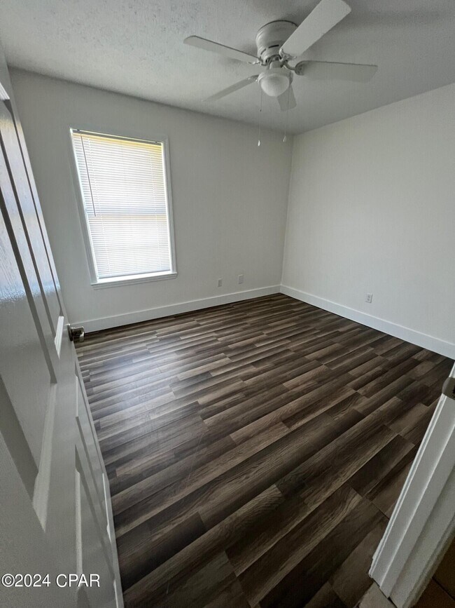 Foto del edificio - 9027 Houston St