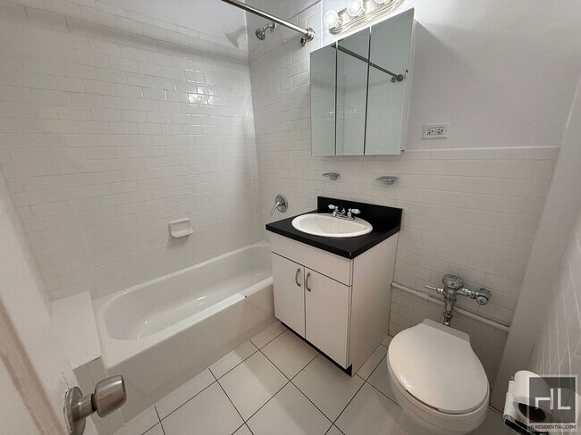 Foto del edificio - E 58TH ST