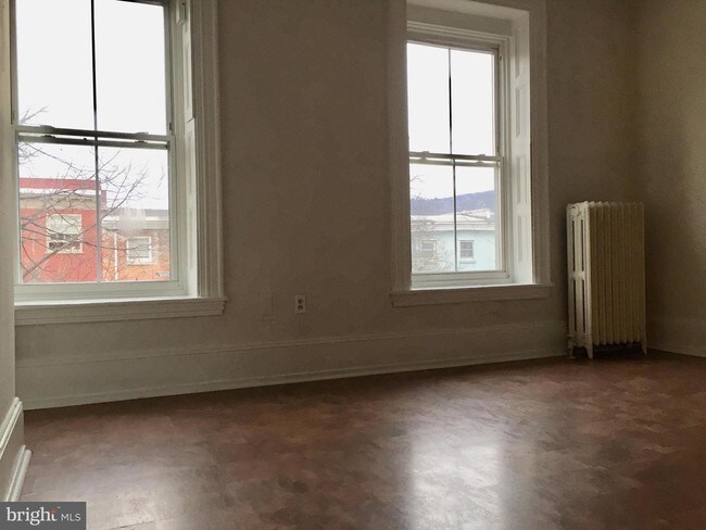 Foto del edificio - 238 S 5th St