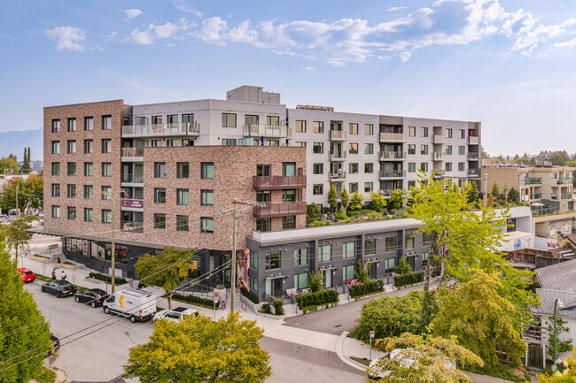 Building Photo - The Hyland