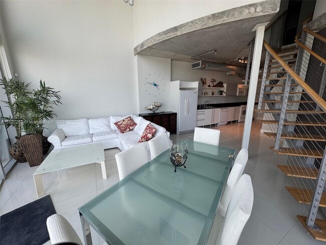 Foto del edificio - 690 SW 1st Ct