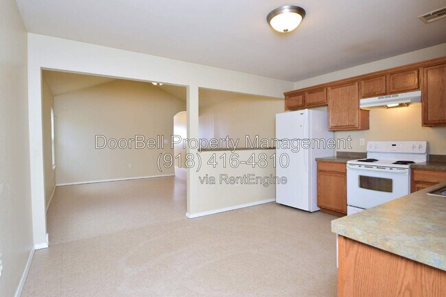 Foto del edificio - 6009 S Madison Pl