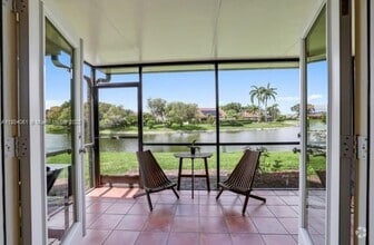 Building Photo - 10323 Hidden Springs Ct