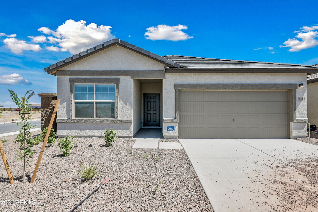 Primary Photo - 4114 E Reynolds Dr