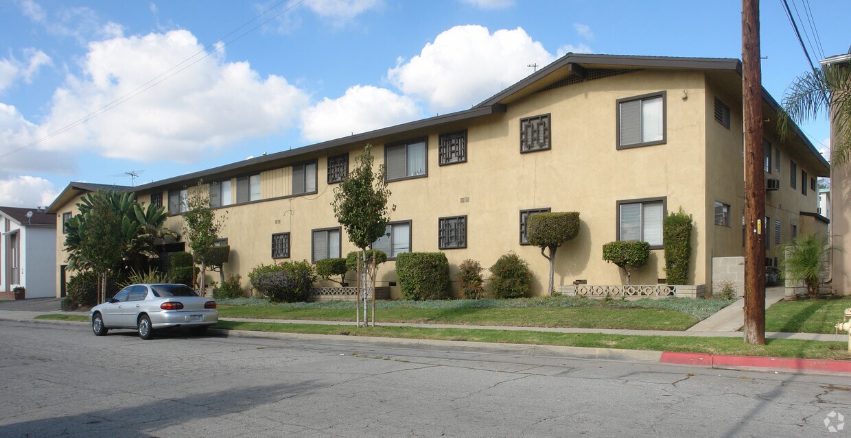 Foto del edificio - 265 E Navilla Pl