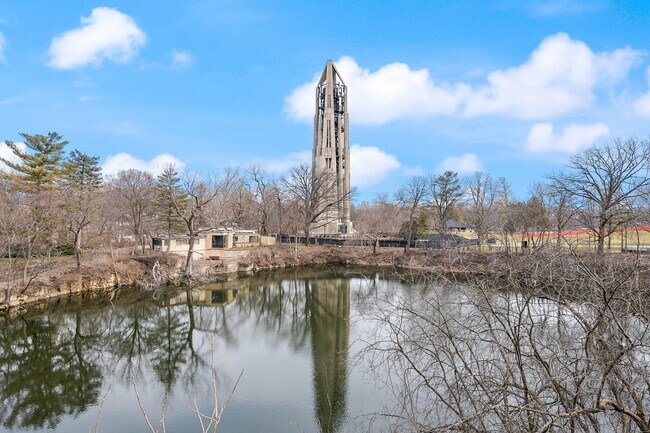 Foto del edificio - 511 Aurora Ave