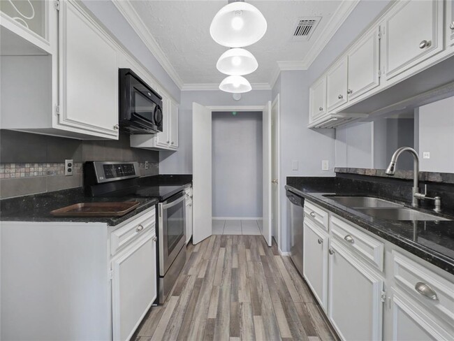 Building Photo - 10919 Indian Vista Dr