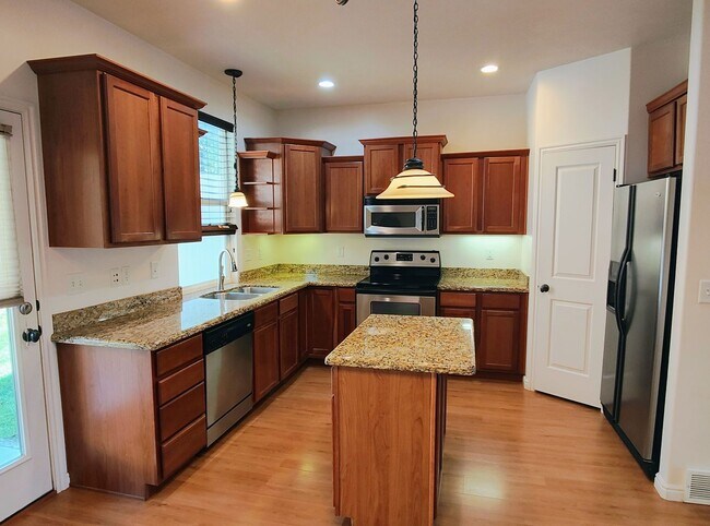 Foto del edificio - Great Condo in Prestigious Chandler Pointe...