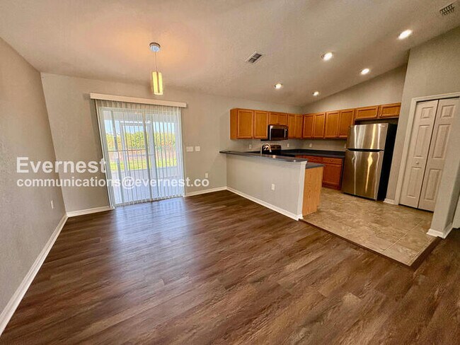 Foto del edificio - 2219 15th Ave E