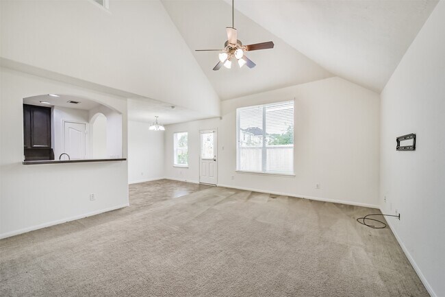 Building Photo - 9334 Valley Tree Ln